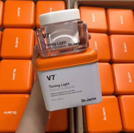 Kem dưỡng trắng da V7 Toning Light Dr Jart 50ml